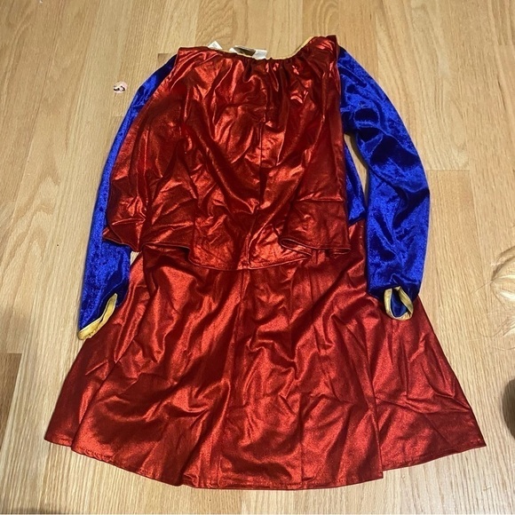 Super Girl Costume Medium W/ Matching Doll & Outfit Halloween Red Blue Dress - Picture 10 of 10